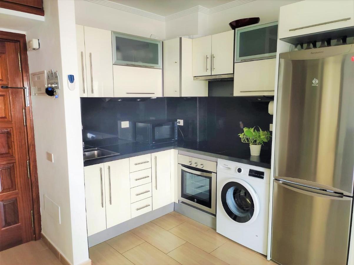 Sunshine Apartment Los Cristianos Los Cristianos  Exterior photo